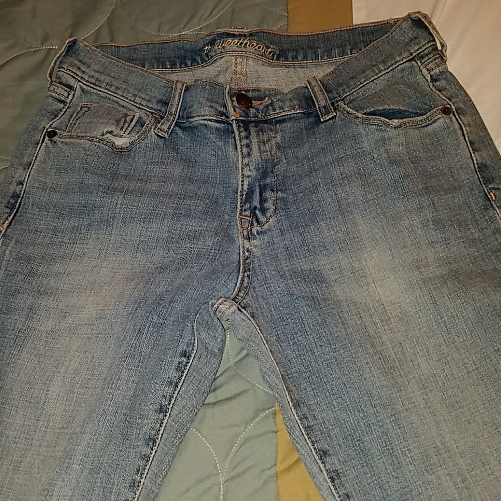 Jeans - Picture 2 of 3